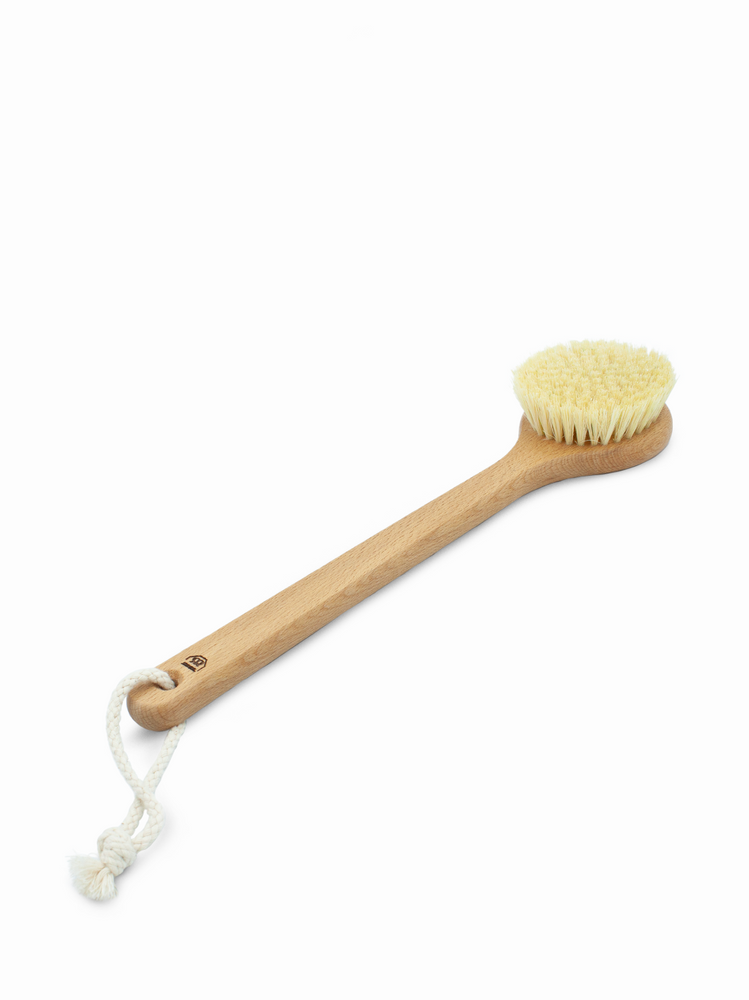 
            
                Load image into Gallery viewer, 36cm Tampico Bath Brush
            
        