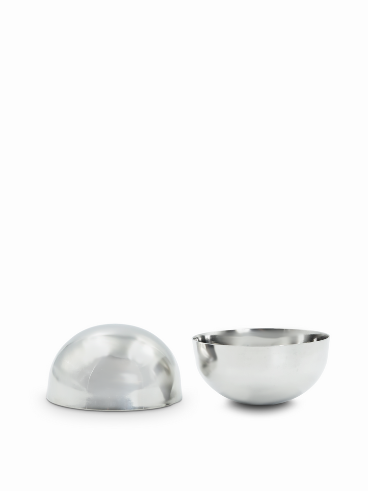 
            
                Load image into Gallery viewer, Bath Bomb Mold - Stainless Steel Pair
            
        